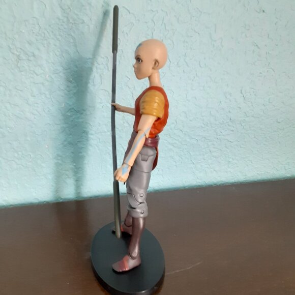 AVATAR THE LAST AIRBENDER AANG POSEABLE FIGURE DIAMOND SELECT TOYS - Picture 2 of 6